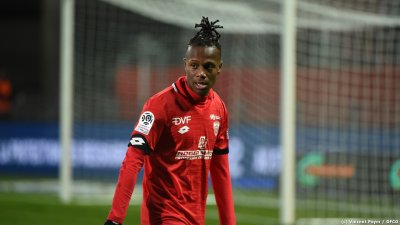 مدرب ديجون يحفز الرباعي المغربي