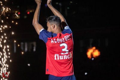 هذا الأسد الوحيد الذي لم يلعب ولا دقيقة هذا الموسم