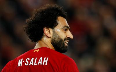 المصري صلاح يسخر من تقرير يدعو لرحيله عن ليفربول ووكيله يرد