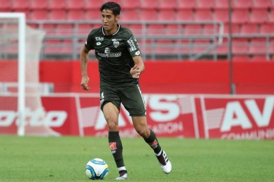 نايف أكرد يكشف ل  المنتخب  سر علاقته  المميزة بفؤاد شفيق