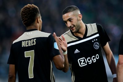 نيريس مترجم تمريرات زياش: إنه رائع وسأفتقده كثيرا