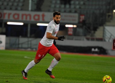 لانس لم يتقدم بعرض رسمي للكوثري