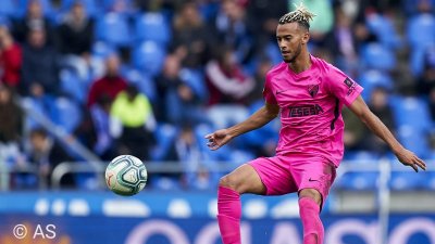 بوسفيان: أتمنى البقاء مع مالقا لسنوات