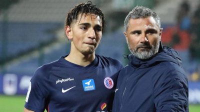 كلود بويل يؤشر لحسم صفقة الشوارف