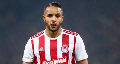 من يوقف العرابي وفالبوينا؟