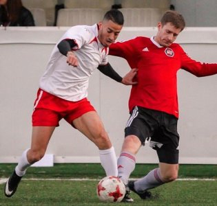 علي ساليم من الطب عرج لعالم المستديرة في روسيا