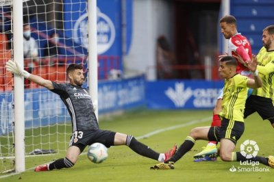 يميق وسرقسطة يقفزان للصدارة