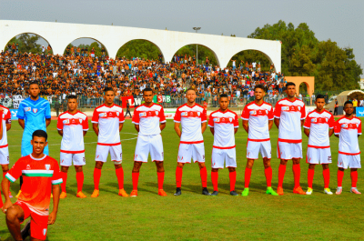 مكتب اتحاد الخميسات يقتطع من أجور لاعبيه