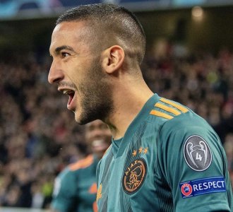 هدية وداع جميلة لزياش