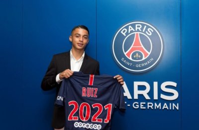 باري سان جيرمان يختبر موهبته المغربية في تداريب الكبار