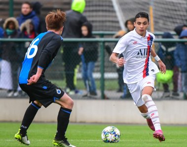 قيس رويز يتدرب مع عمالقة باريس سان جيرمان