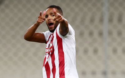 العرابي بطلا لليونان بالطلقة 20