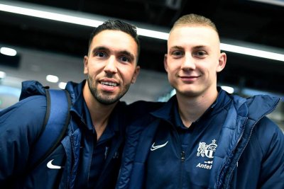 فريقان هولنديان يطاردان ميمون ماحي