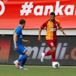 بلهندة.. أهدر الممنوع وخسر