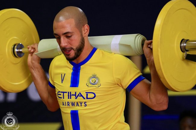 مدرب النصر يختبر حمد الله وأمرابط