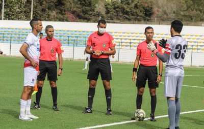 وداد تمارة يحمل الكاك مسؤولية توقيف المباراة ويرفض استكمالها