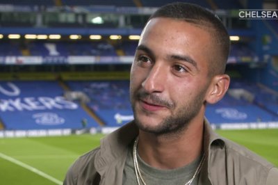 هل يحمل زياش الرقم 10؟ لامبارد قريب من الحسم..