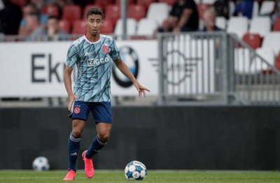 مستقبل غامض لأنس صلاح الدين موهبة أجاكس!