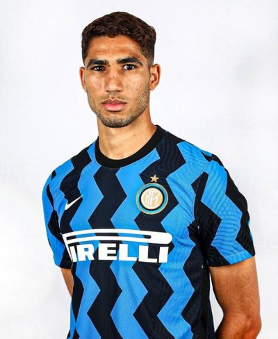 كالشيو ميركاطو: ريال مدريد لا يملك أفضلية شراء عقد حكيمي