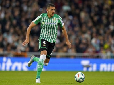 على ذمة  أبولا : فضال مصاب بكورونا!