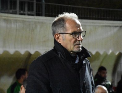 سيموندي معجب بنجم الزمامرة