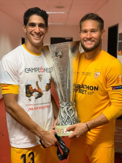 بونو يدخل تحديا خاصا أمام التشيكي فاكليك