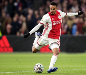 أجاكس يهزم سبارطا في أول ظهور