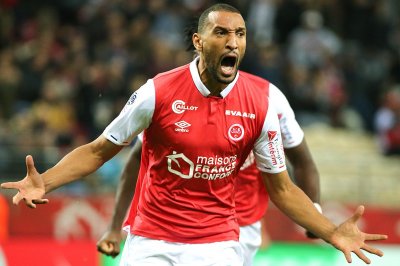 في غياب عبد الحميد .. رانس الى الدور الثالث