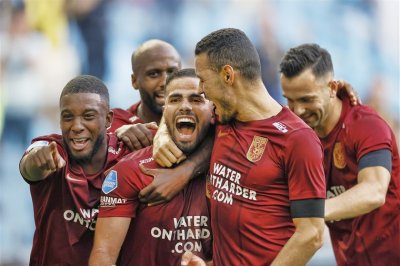 طنان يوقع اول اهدافه