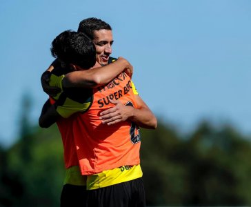 كورونا تؤجل مباراة فضال