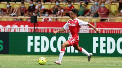 تنقيط ضعيف لسفيان ديوب أمام مواطنه أكرد