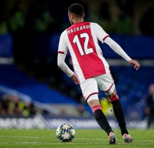 لماذا أصر تين هاغ على أن يجعل مزراوي اختياره الأول؟