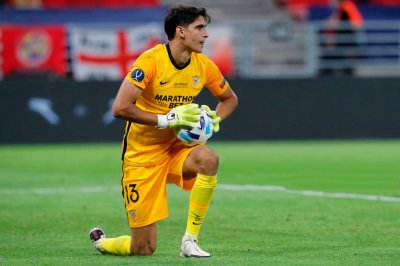 بونو يرد عن منتقدي النصيري