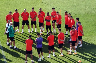 طبيب المنتخب: تم تسجيل حالة إيجابية واحدة بڤيروس كورونا