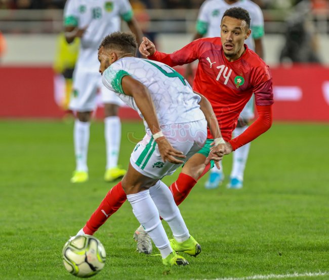 أجاكس يسمح لمزراوي بمجاورة المنتخب المغربي