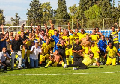 النصيري لم ينس ناديه الأصفر