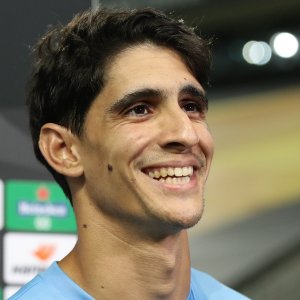 بونو رسمي النصيري وزياش احتياطيان