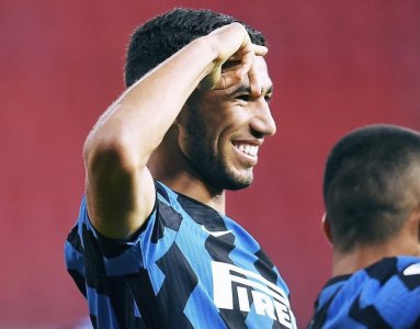  بيلد  توبخ دورتموند بسبب حكيمي!