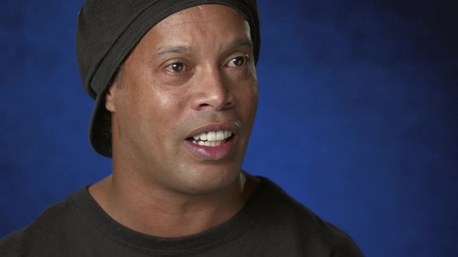 اصابة رونالدينيو بفيروس  كوفيد-19 