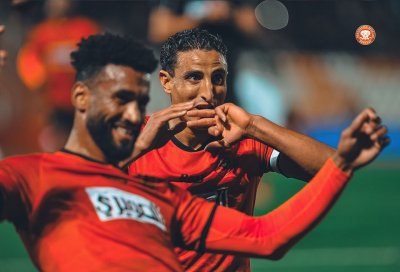 محمد عزيز في ثوب الهداف