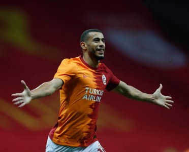 الهداف التاريخي لغلطة سراي يشن هجوما قويا على بلهندة!