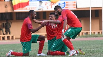 المحلي المغربي يعبر عقبة النيجر بثنائية