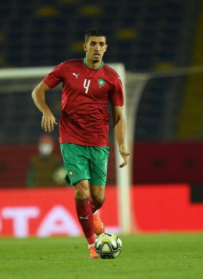 أوجاع فضال في متوسط الدفاع