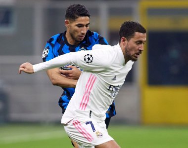 عصبة الابطال: حكيمي والانتر .. قريبان من الوداع