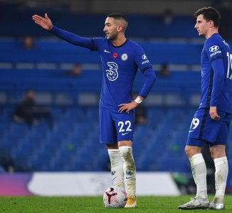 الصحافة الإنجليزية تحذر مورينيو من خطورة زياش!