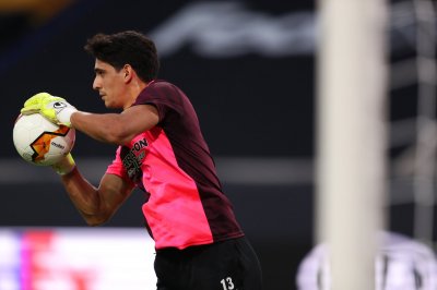 بونو غادر العزل الصحي وبدأ التدريبات