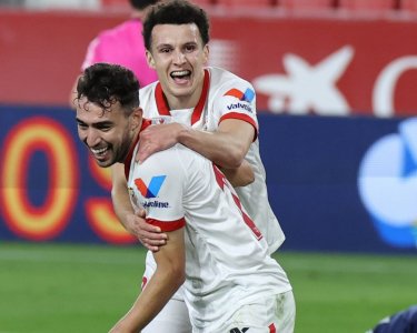 الواقع الهجومي لإشبيلية يدفع مدربه للتفكير في الإدريسي