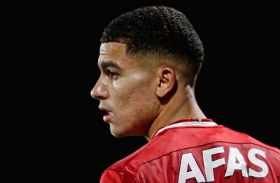 مباراة رائعة لابوخلال