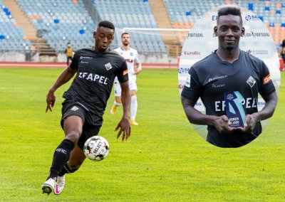 محمد بولديني حصريا ل  المنتخب : لن أتنازل عن حلم الللعب للأسود!