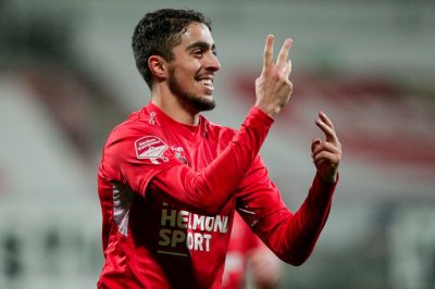 لوكيلي نجم مغربي يتألق في القسم الهولندي الأول